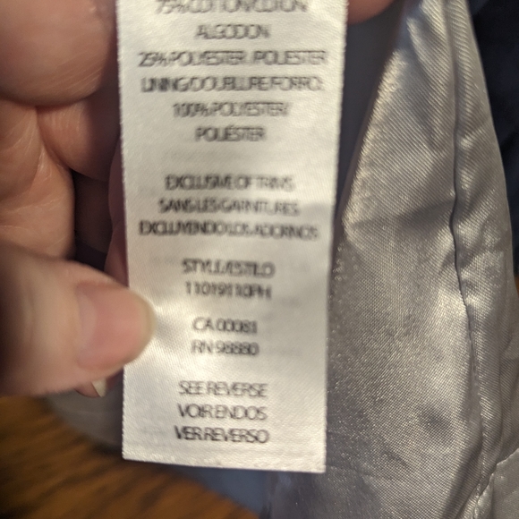 Ascentix Men's Velour Smoking Jacket with Satin Lining - Picture 8 of 10